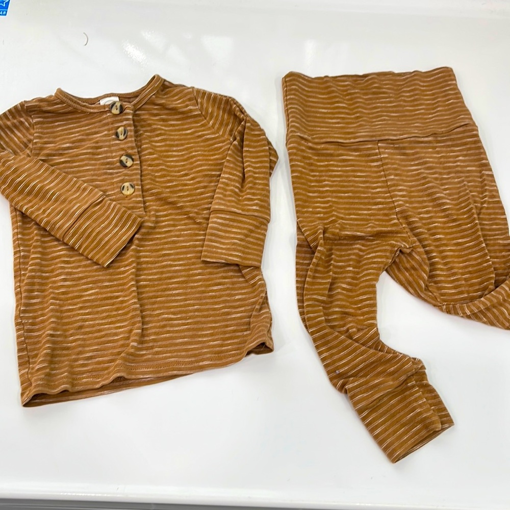 Lou lou & co brown stripe top and bottom